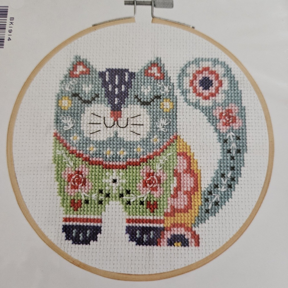 New DMC Cross Stitch Kit Hoop Needle Thread Floss Embroidery 6 Inch Cat Blue